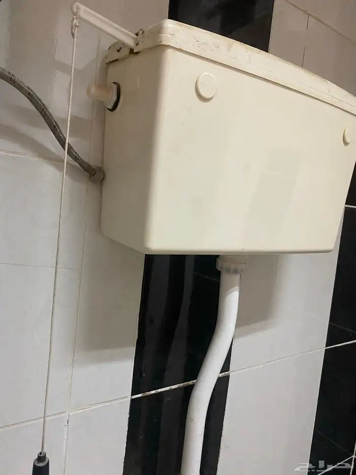 سيفون علاق كرسي عربي كامل اغراضه نظيف على الشرط 2