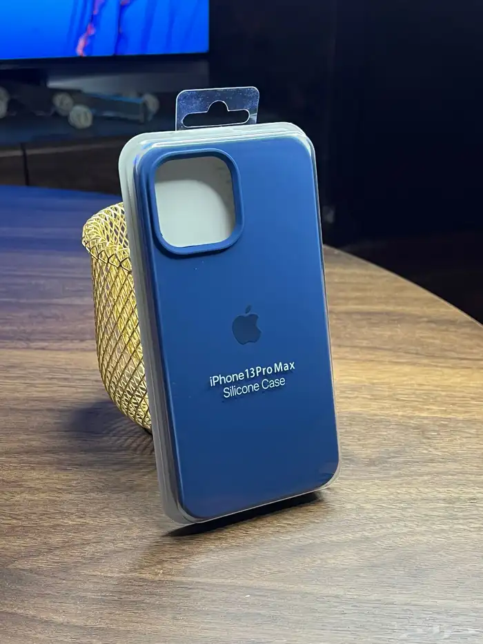 كفرات ايفون 13 سيلكون طبق الأصل بشعار آبل بسعر مميز 20