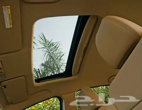إصلاح وصيانة فتحات سقف السيارات 7