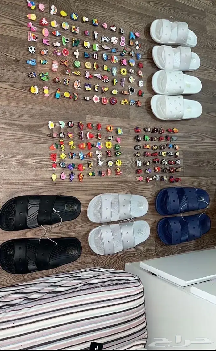 شبشب او صندل او سليبر كروكس مع استكرات 4