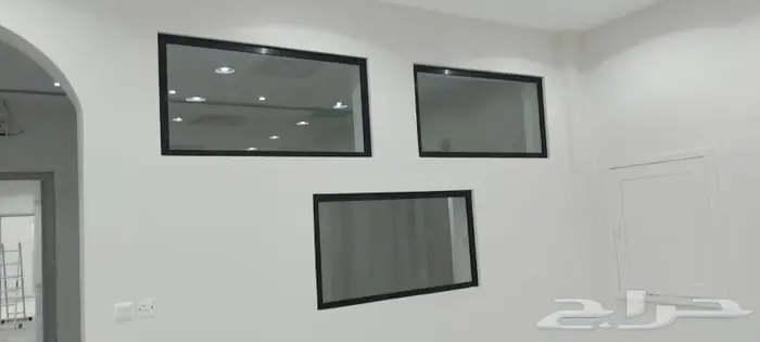 زجاج سكريت 0