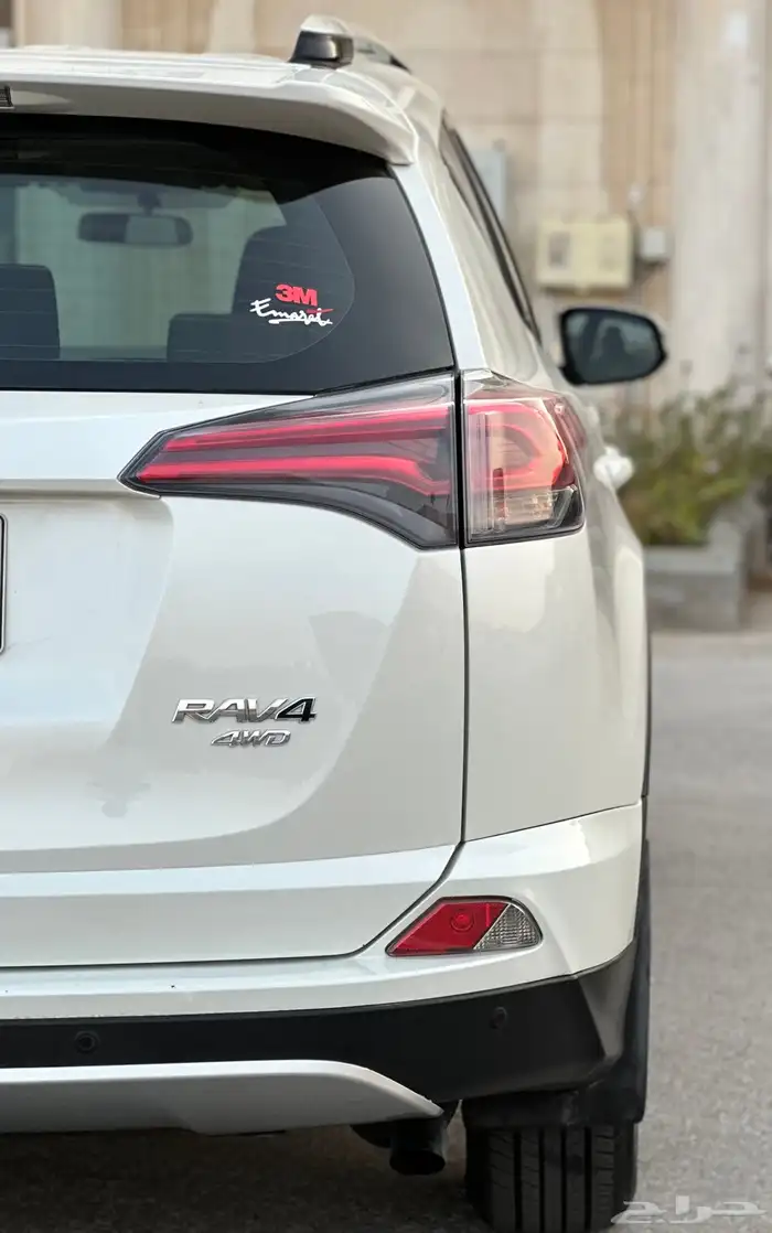 ((تم البيع)) رافور 2016 RAV4 فل مخزن مستخدم أول 7