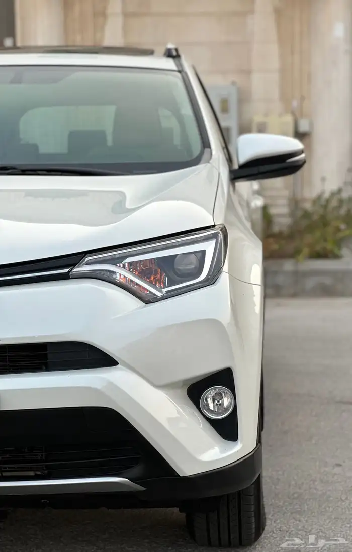 ((تم البيع)) رافور 2016 RAV4 فل مخزن مستخدم أول 4