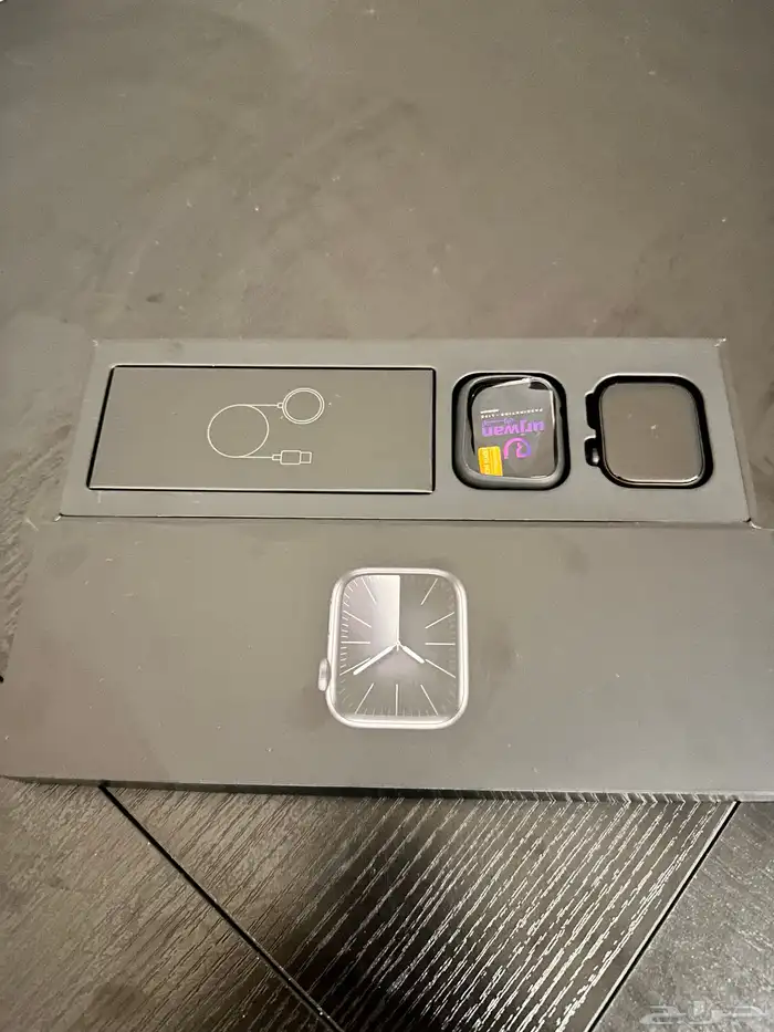 ساعه شبية ابل 2