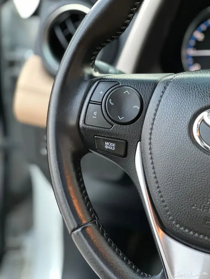 ((تم البيع)) رافور 2016 RAV4 فل مخزن مستخدم أول 27