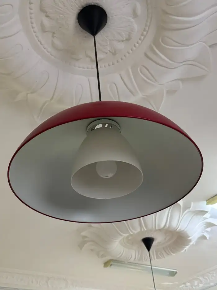 نجفات مودرن في حالة ممتازة حجم كبير 4