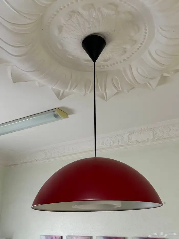 نجفات مودرن في حالة ممتازة حجم كبير 2