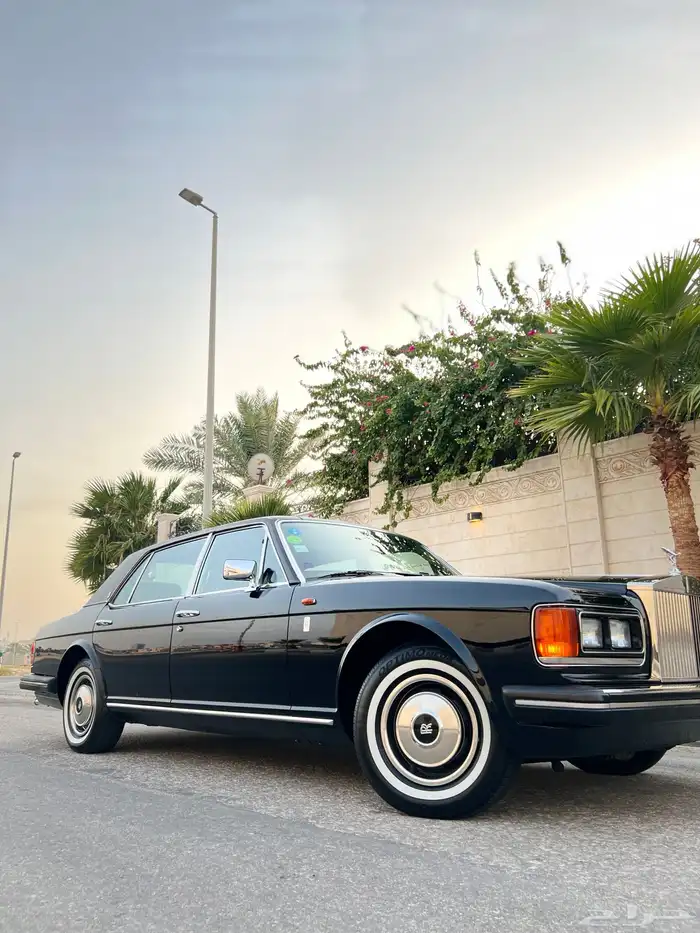 رولز رويس كلاسيك 1985 سيلفر سبور مخزن وكالة ( تم البيع ) . 15