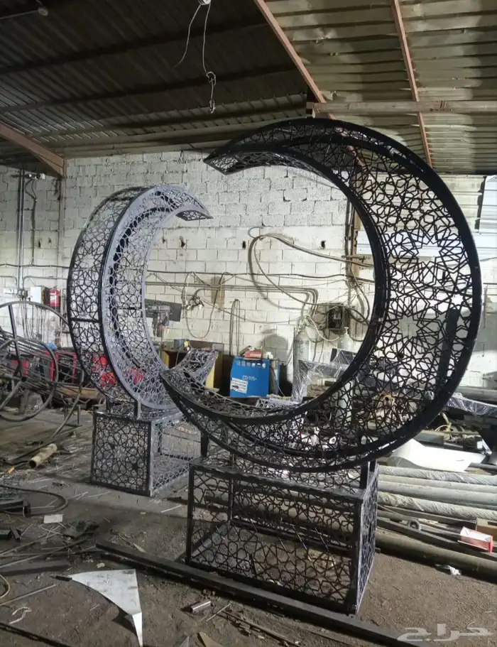 اعمدة شوارع وكشافات وقواعد خرسانيه وأعمدة ديكورية 38