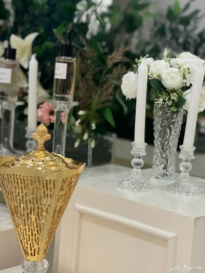 كورنر عطور طاولة عطور جدة 2