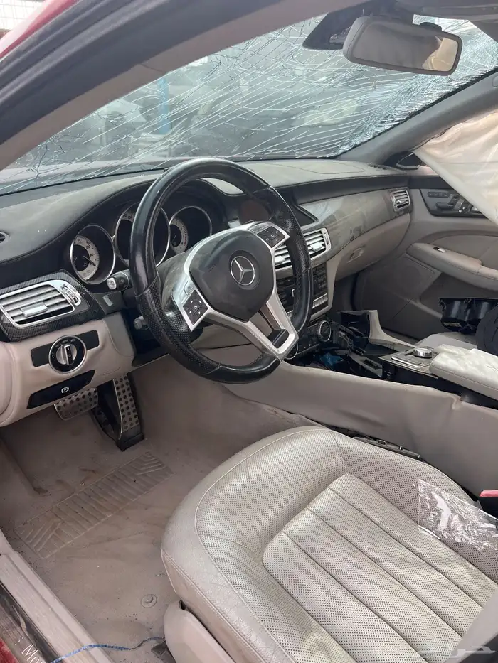 تشليح مقبل قطع غيار مرسيدس CLS 500 موديل 2015 2