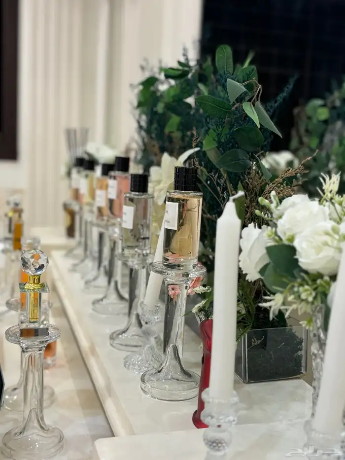 كورنر عطور طاولة عطور جدة 3