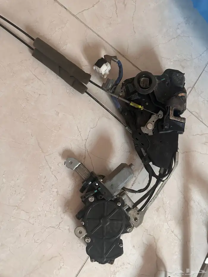 قطع غيار لكزس 460 3