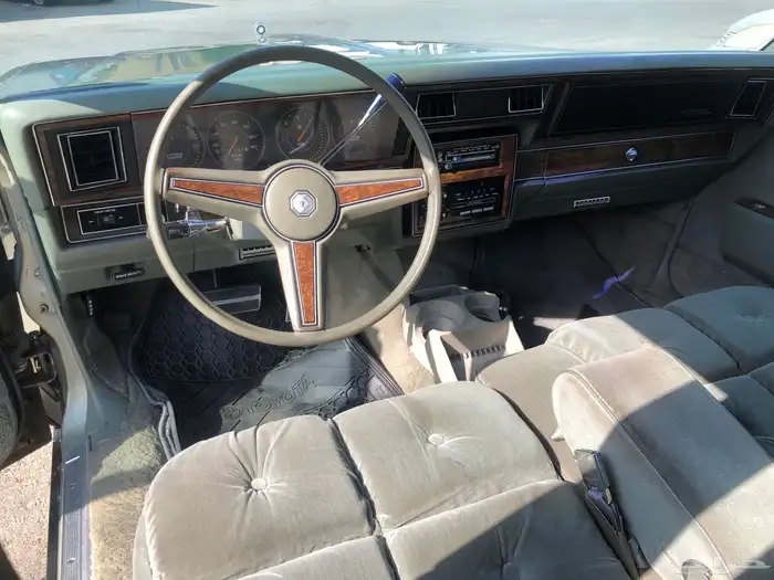 اهل اول وينكم بونتياك برزيان 1986 نظيف جدا. السعر 75000 5