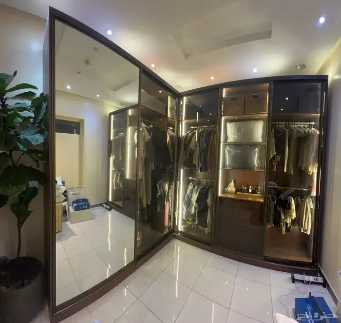 دولاب مودرن مفصل استعمال خفيف (التركيب علينا) 0