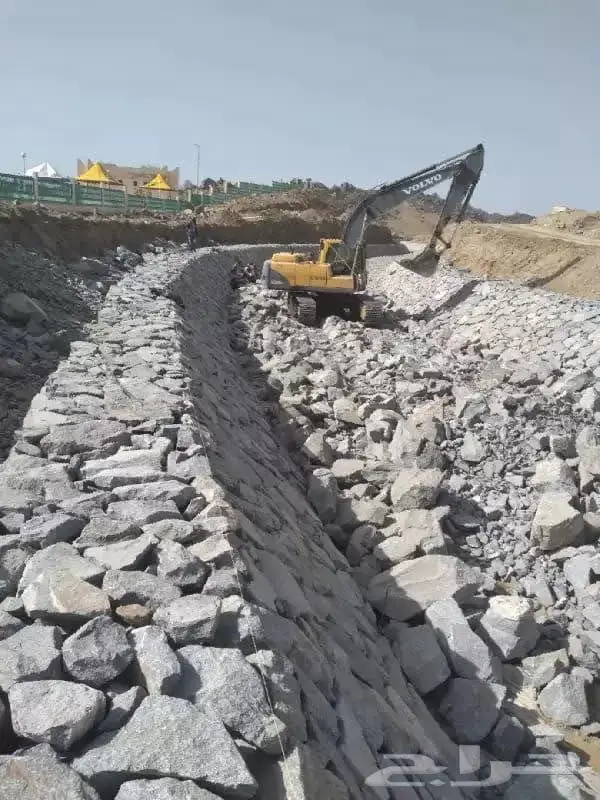 كمبريشم شنيور لتخريم وتكسير تفتيت الصخور وبناء الحجر ربراب 0