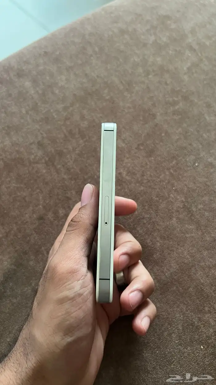 ايفون 4s نظيف 2