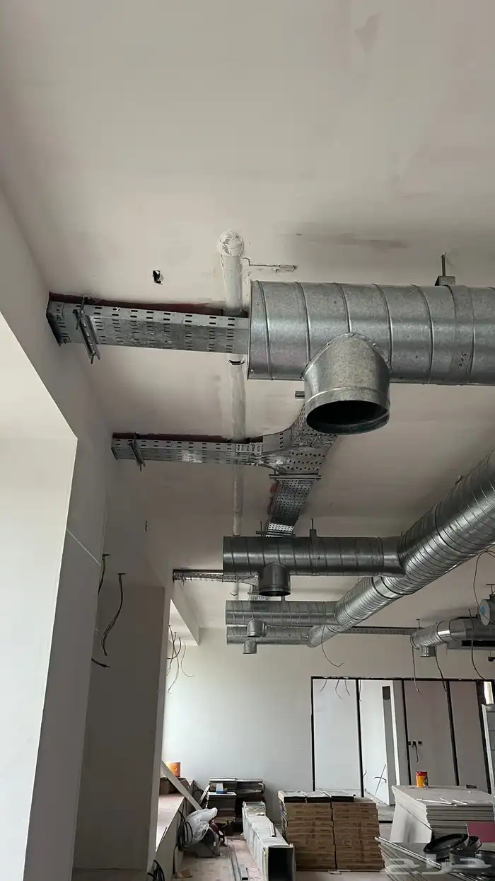 دكت مخفي للمحلات التجارية والمباني الإدارية 10