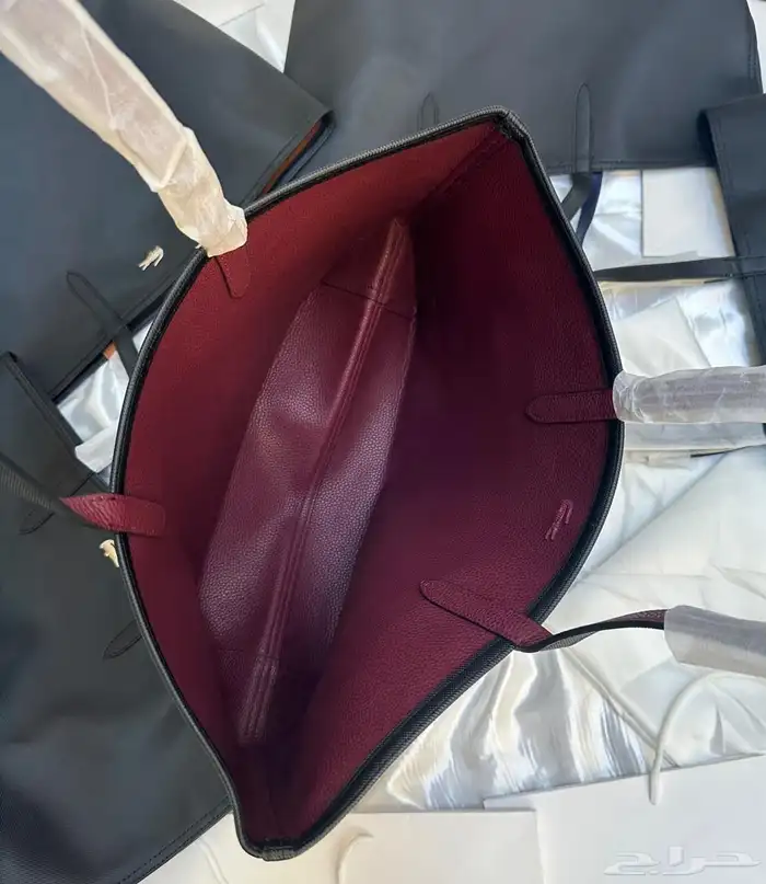 عرررض شنط وشوزات مدرسه وجامعه وطلعات 1