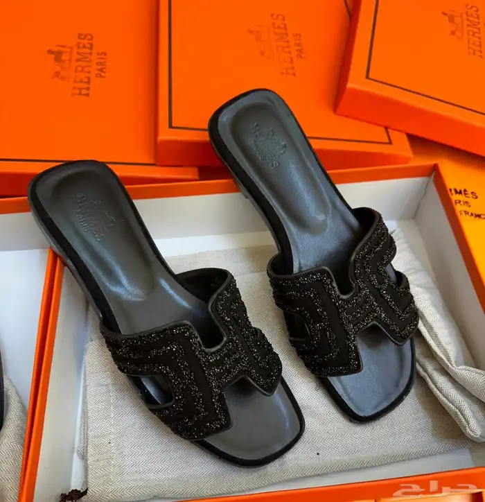 عرررض شنط وشوزات مدرسه وجامعه وطلعات 62