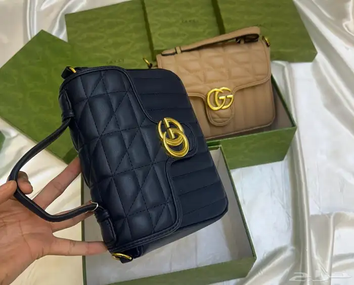 عرررض شنط وشوزات مدرسه وجامعه وطلعات 21