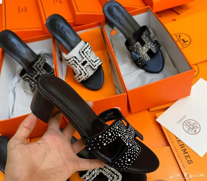 عرررض شنط وشوزات مدرسه وجامعه وطلعات 74