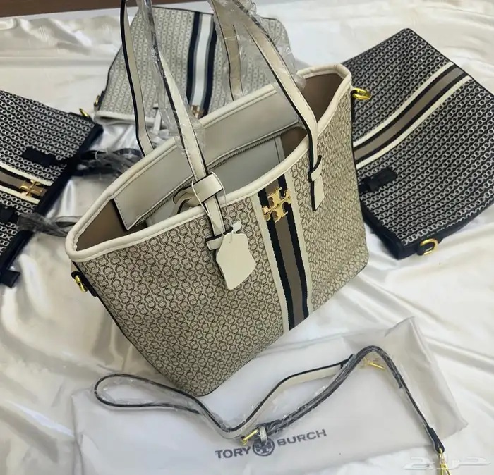 عرررض شنط وشوزات مدرسه وجامعه وطلعات 14