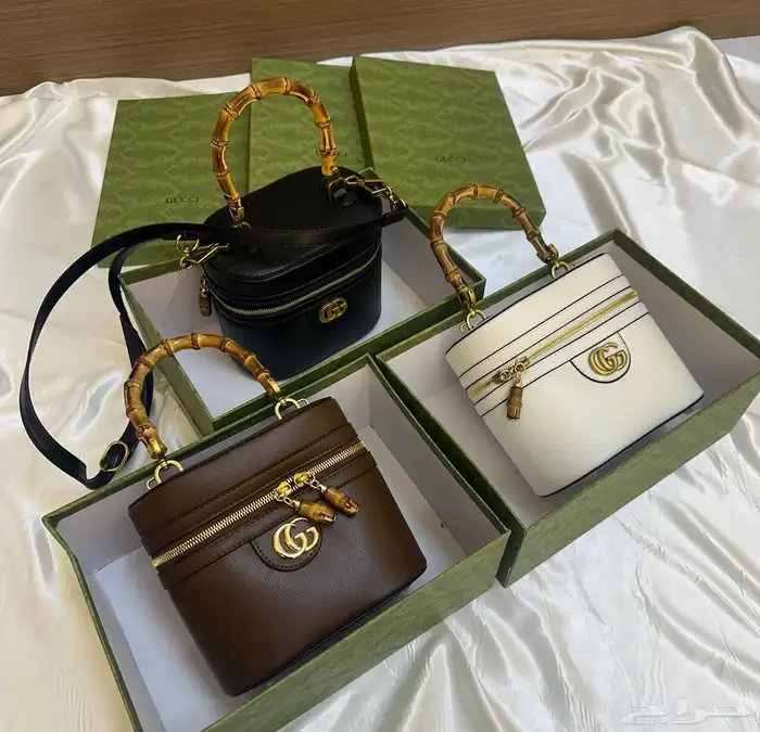 عرررض شنط وشوزات مدرسه وجامعه وطلعات 17