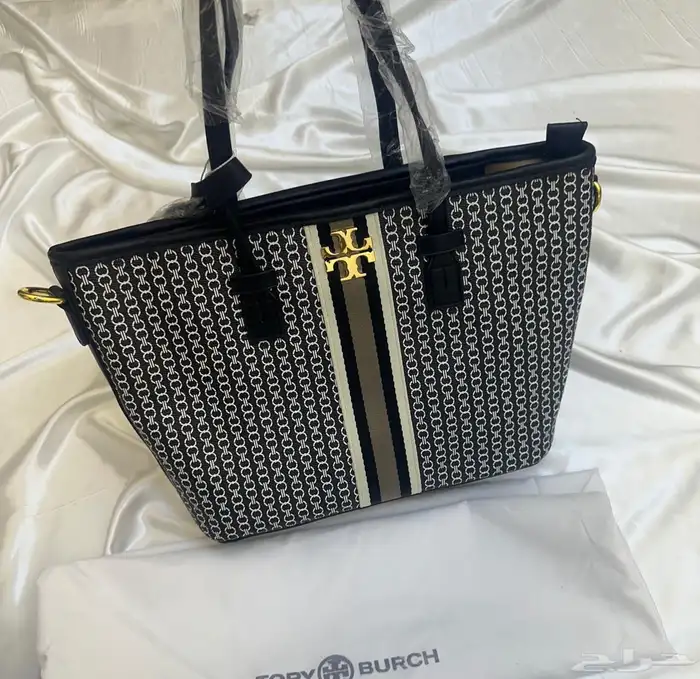 عرررض شنط وشوزات مدرسه وجامعه وطلعات 15