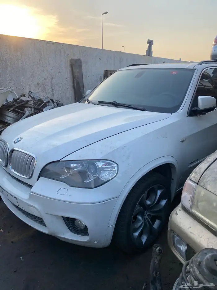 قطع غيار بي ام ديليو اكس 5 و اكس 6 x5   x6 bmw 8