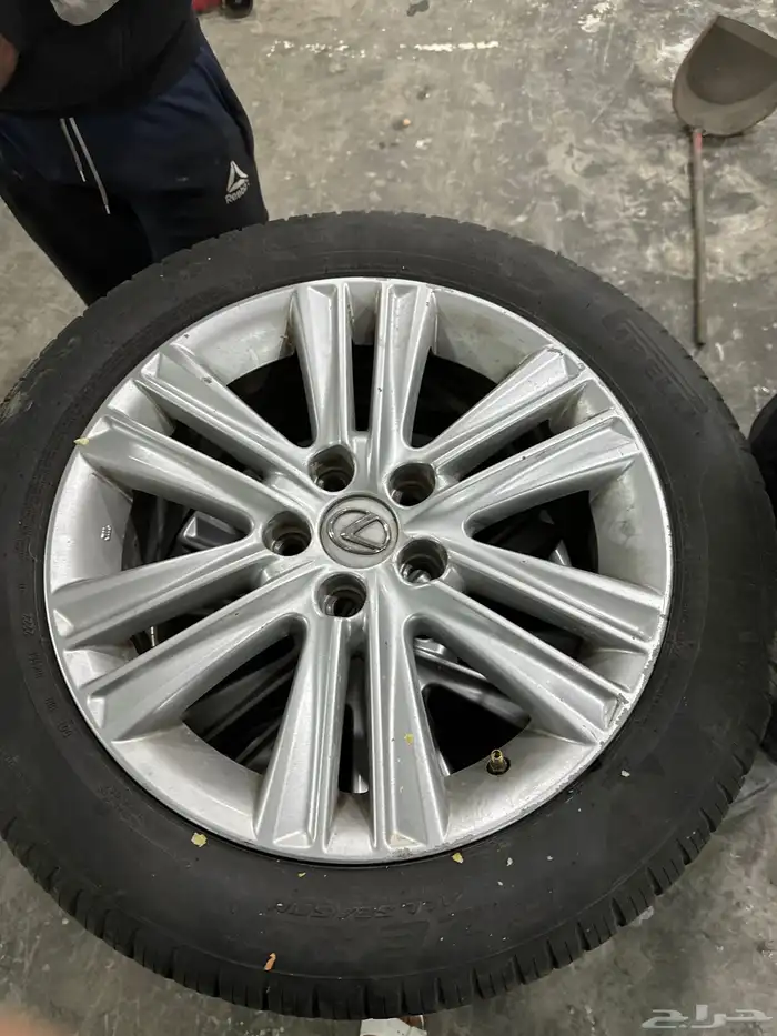 قطع لكزس 2013 Es وكمان قطع كيا سيورت تاق 0