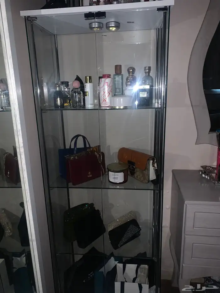 درج زجاج للعرض 0