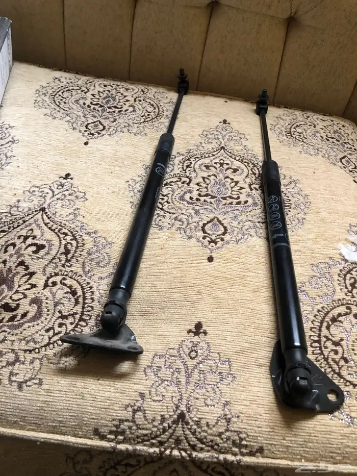 مساعدات باب شنطة لاندكروزر 0