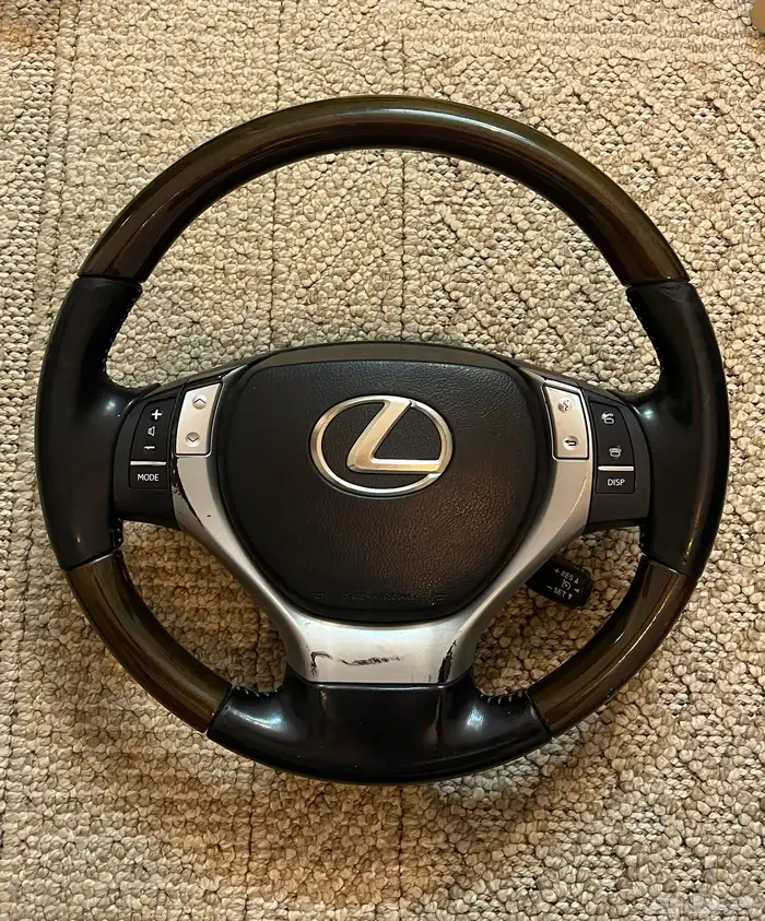 قطع لكزس ES350 (2013-2018) 10