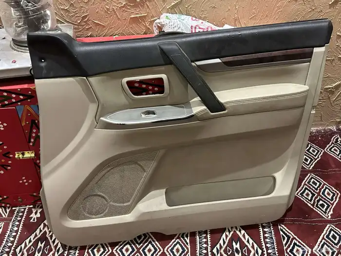 ديكور باب باجيرو 0
