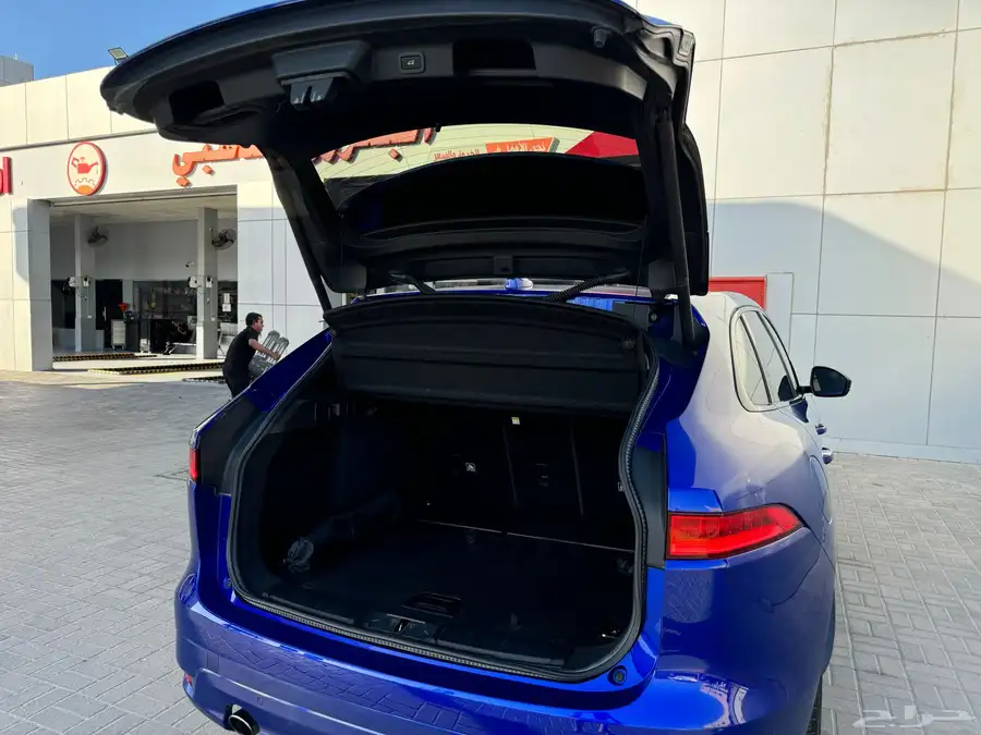 جاكوار اف بيس 2018 (Jaguar F-Pace 2018 19