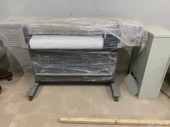 طابعه مخططات ملونه HP C7770B 0