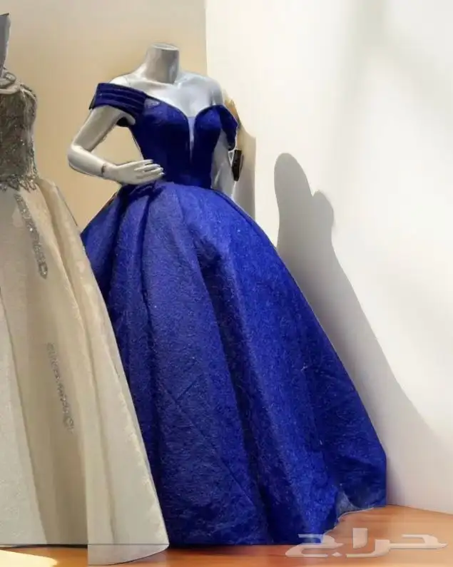 فستان ملكة للبيع 350 1