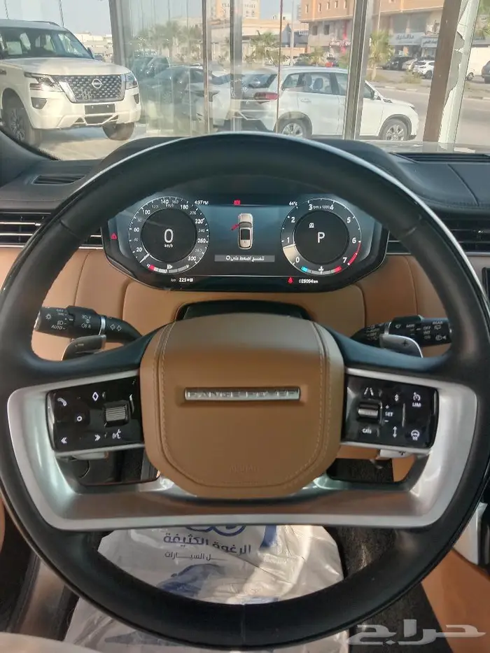 لاند روفر رنج روفر 2023 HSE قطري مستعمل نضيف ماشي 32000 6