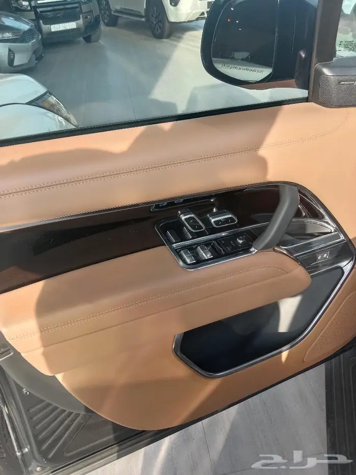 لاند روفر رنج روفر 2023 HSE قطري مستعمل نضيف ماشي 32000 9