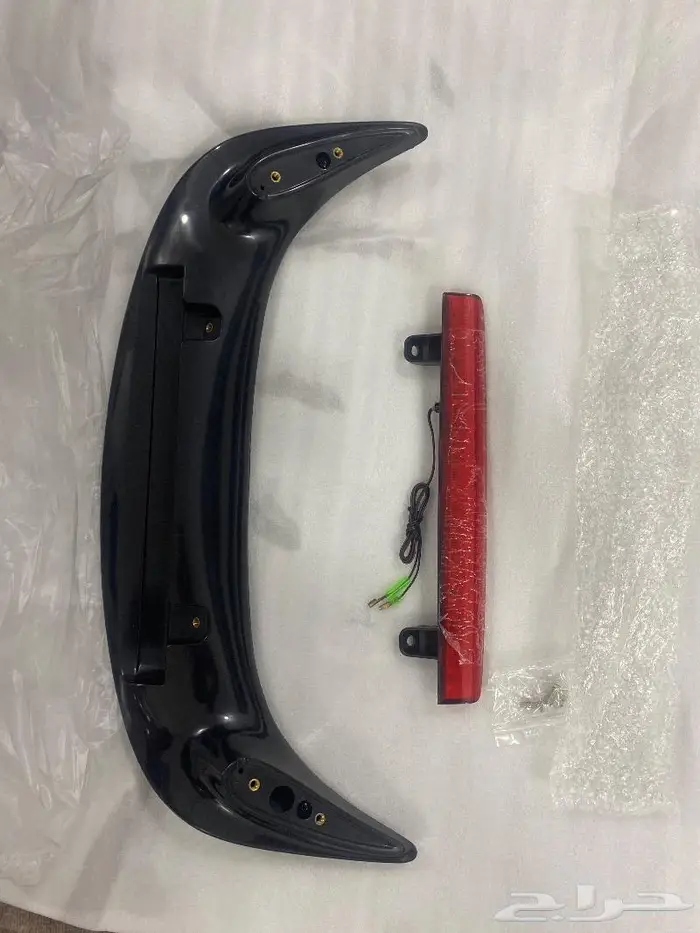 للبيع جناح جديد للقولدوينق من 2001 الى 2017 1