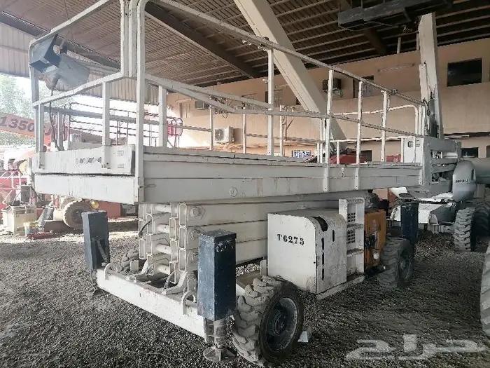 سيزر ليفت JLG و HAULOTTE للإيجار والبيع 4
