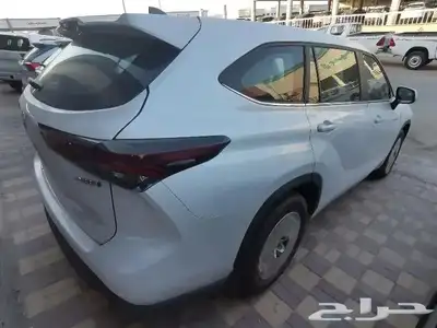 تويوتا هايلاندر LE هايبرد 4 4 ستاندر ابيض سعودي 2024 3