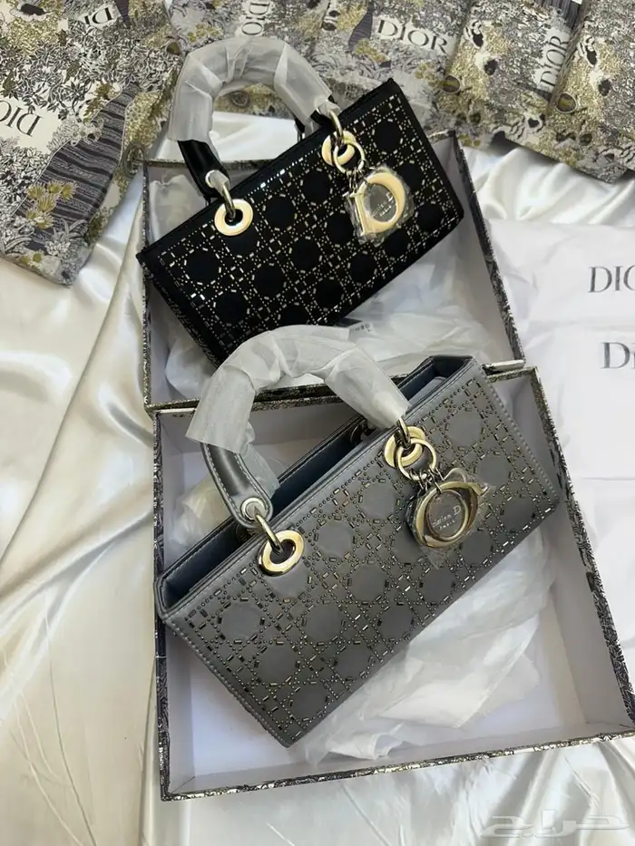 عرررض شنط وشوزات مدرسه وجامعه وطلعات 41