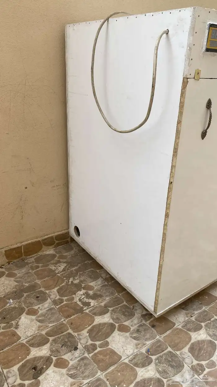 فقاسة جديدة ( تم البيع ) 1