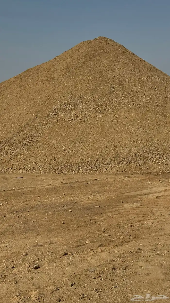 شغل قلابات وترحيل مخلفات وتأجير معدات بوكلين شيول 4