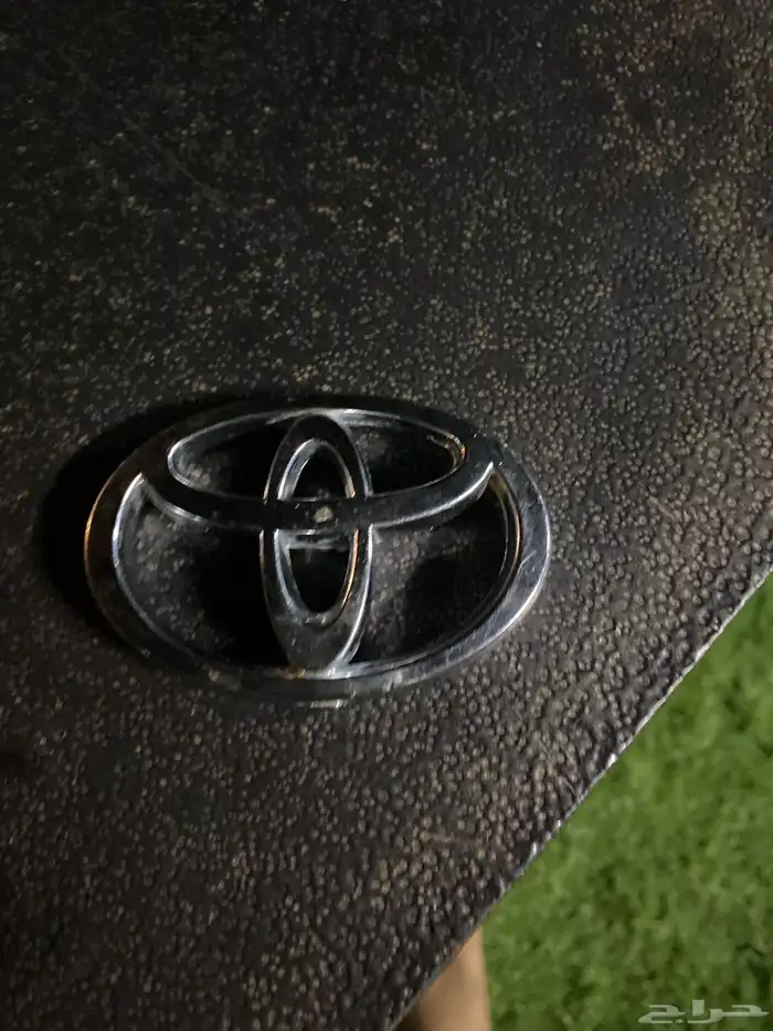 علامت تيوتا توصل الرقم 0