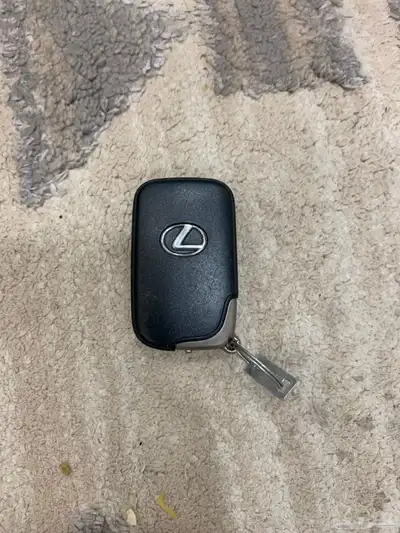 للبيع قطع غيار لكزس 2007 وفوق 19