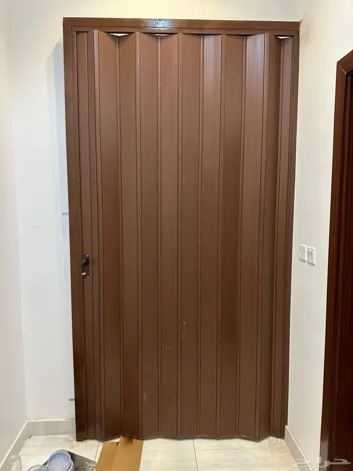 أبواب سحاب أكورديون وجلد 8
