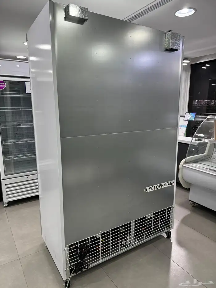 فريزر بانكول 2 باب زجاج 126 اسود - أبيض 9
